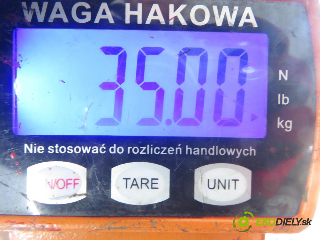 VW GOLF VII Variant (BA5, BV5) KOMBI 2019 850,00 1.6 TDI CR 115 - DGTE 1598,00 výztuha zadní část ABS 5Q0501049BL