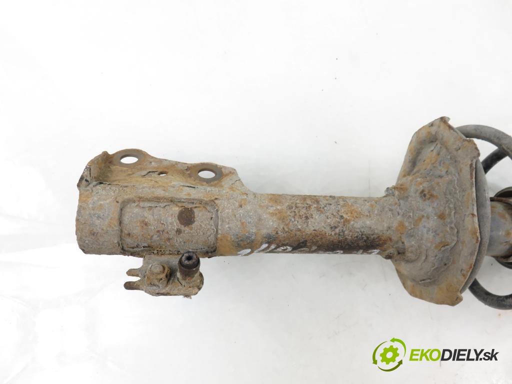 TOYOTA YARIS (_P1_) HB 2001 50,00 1.0 VVT- i 68 - 1SZ-FE 998,00 MCPERSON LP