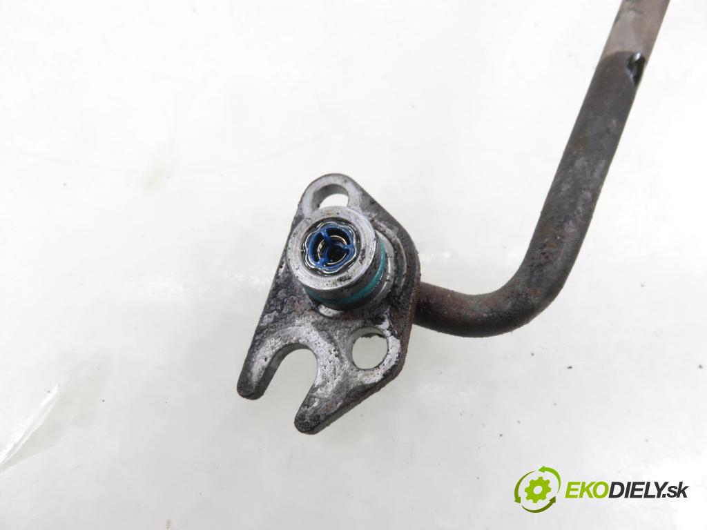 AUDI A4 Avant (8K5, B8) KOMBI 2008 100,00 2.0 TDI - CAGB 1968,00 rúrka / Rúra servočerpadlo 8K1422893CB