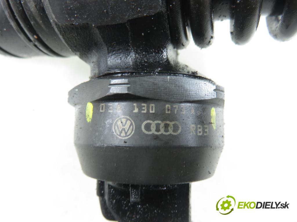 VW PASSAT B5.5 (3B3) SEDAN 2002 74,00 1.9 TDI PD 101 - AVB 1896,00 Vstrekovač 038130073AJ ; 04147320037 (Vstrekovač paliva)