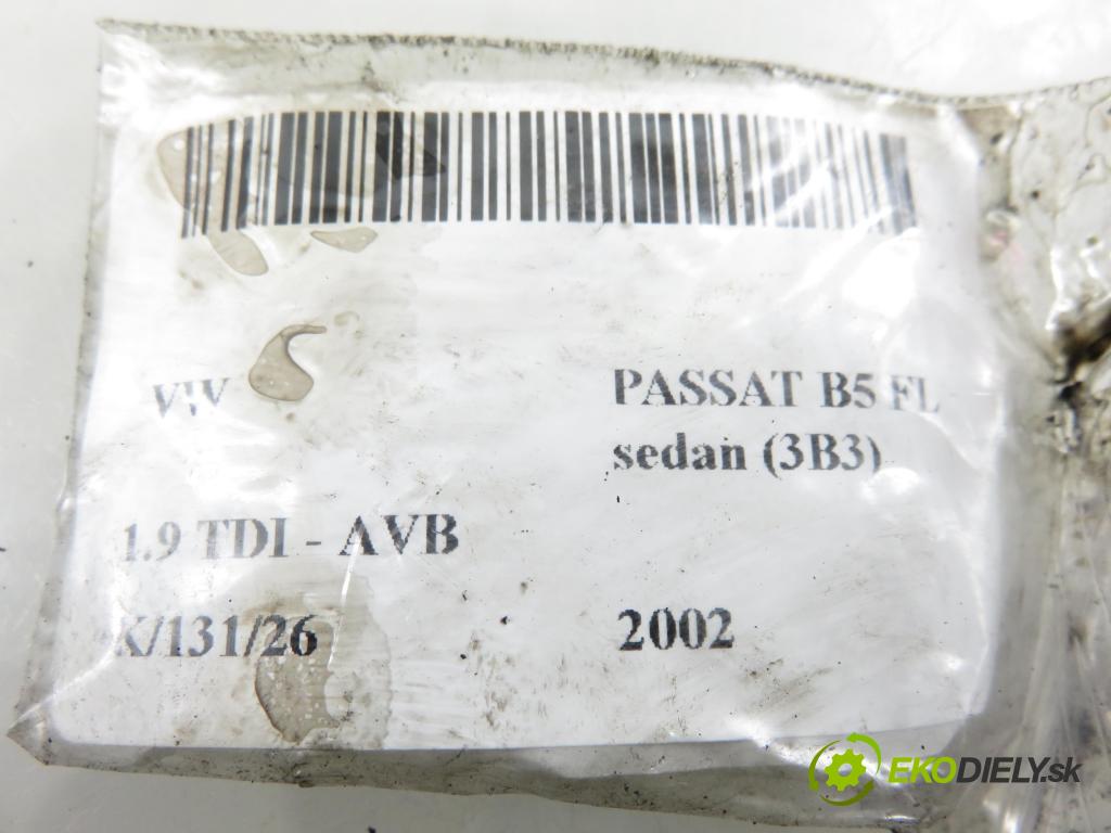 VW PASSAT B5.5 (3B3) SEDAN 2002 74,00 1.9 TDI PD 101 - AVB 1896,00 Vstrekovač 038130073AJ ; 04147320037 (Vstrekovač paliva)