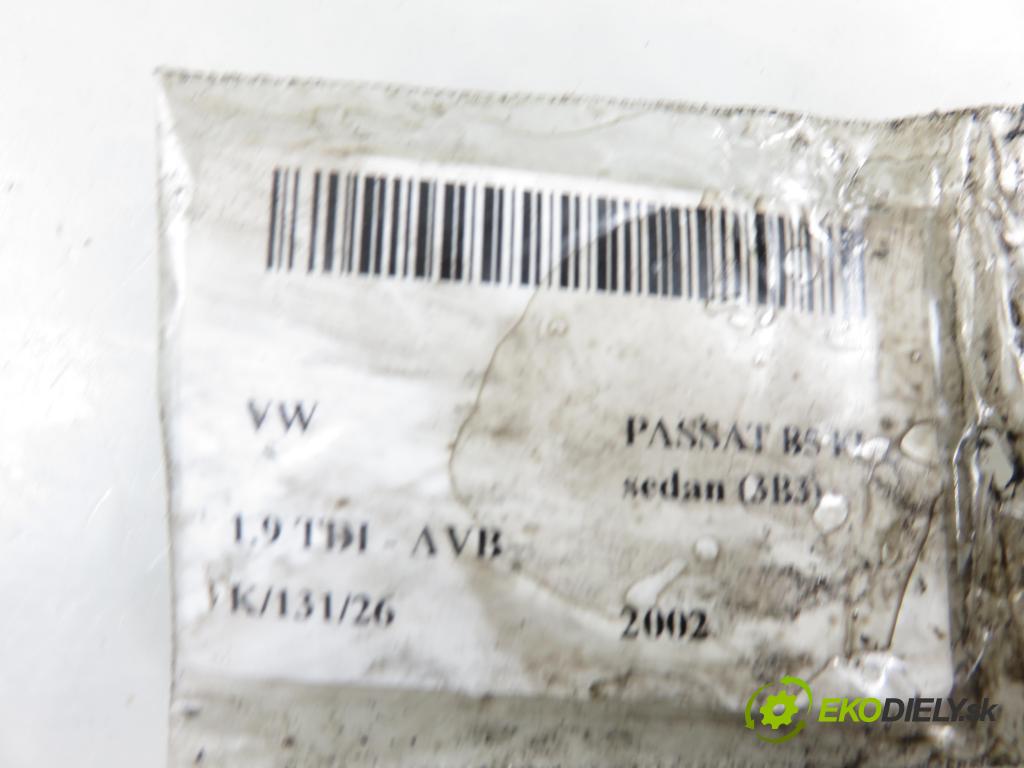 VW PASSAT B5.5 (3B3) SEDAN 2002 74,00 1.9 TDI PD 101 - AVB 1896,00 Vstrekovač 038130073AJ ; 0414720037 (Vstrekovač paliva)