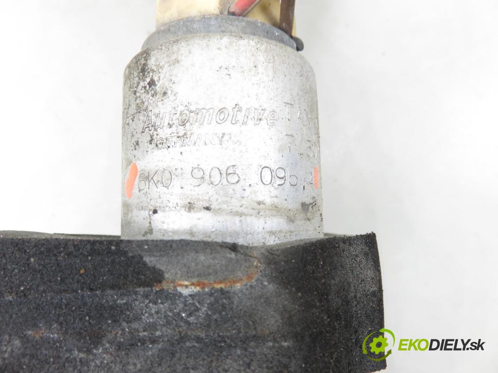 AUDI A4 Avant (8K5, B8) KOMBI 2008 100,00 2.0 TDI - CAGB 1968,00 Pumpa paliva 8K0906095A