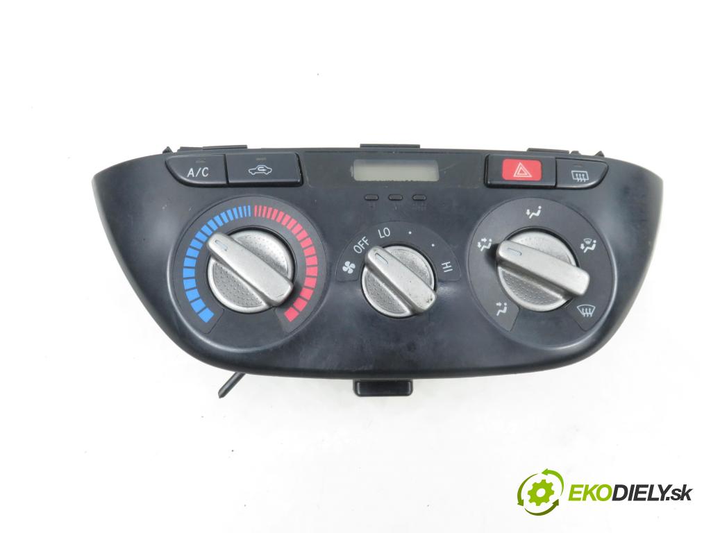 TOYOTA RAV 4 II (_A2_) SUV 2002 85,00 2.0 D-4D 4WD 116 - 1CD-FTV 1995,00 Panel topení KLIMATIZACE: 5590042150