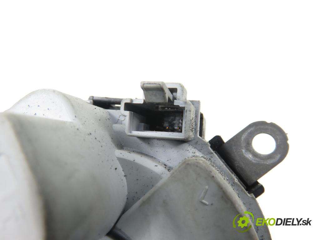 VOLVO V50 (MW) KOMBI 2006 80,00 1.6 D - 109  D 4164 T 1560,00 spínačka / VLOŽKY 31252482