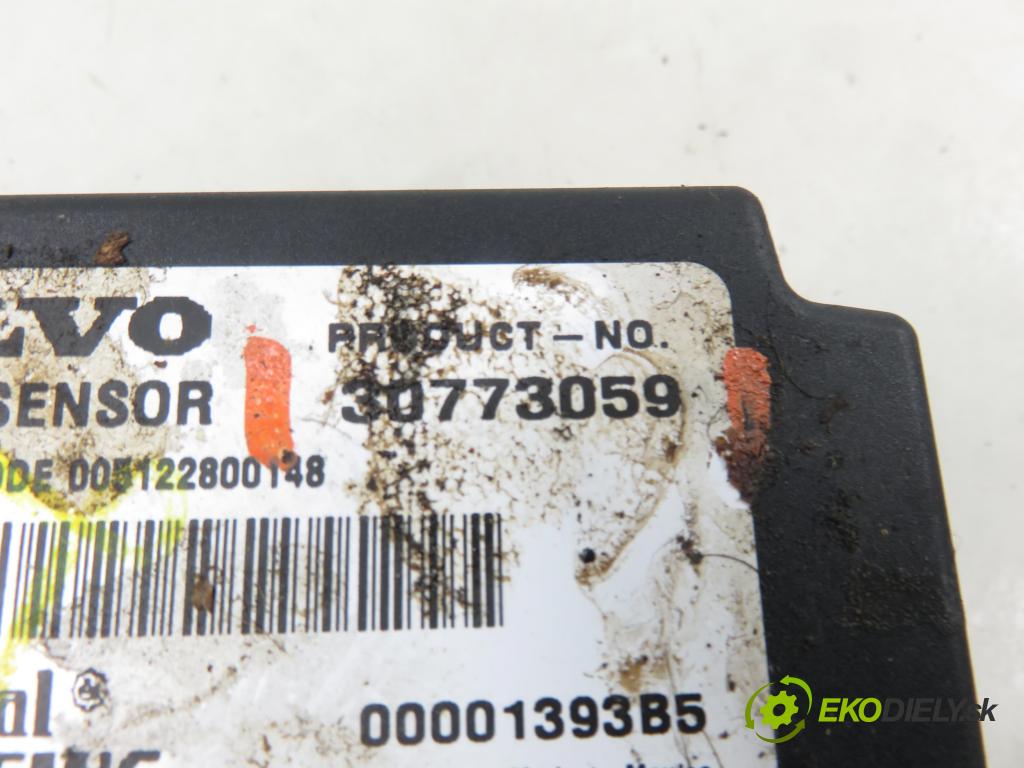 VOLVO V50 (MW) KOMBI 2006 80,00 1.6 D - 109  D 4164 T 1560,00 MODUL air BAG 30773059