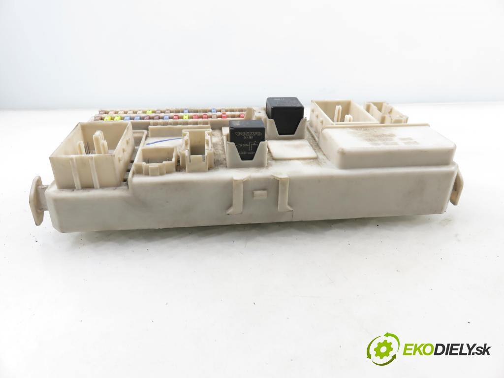 VOLVO V50 (MW) KOMBI 2006 80,00 1.6 D - 109  D 4164 T 1560,00 MODUL BSI 30728906