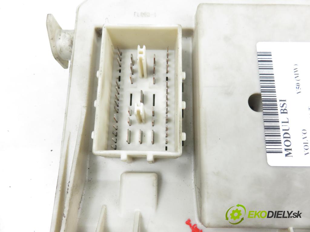 VOLVO V50 (MW) KOMBI 2006 80,00 1.6 D - 109  D 4164 T 1560,00 MODUL BSI 30728906
