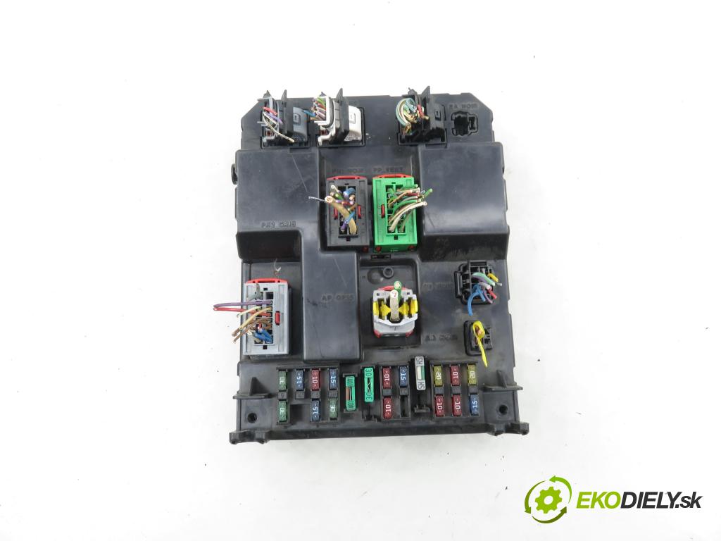 PEUGEOT 307 (3A/C) HB 2003 79,00 2.0 HDi 110 - RHS 1997,00 MODUL BSI 9651197580 ; 9651196880