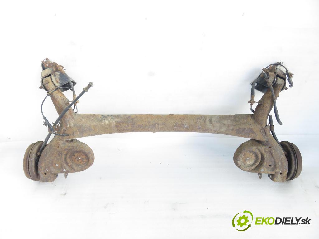 FIAT PANDA Van (169_) HB 2006 40,00 1.1 - 187 A1.000 1108,00 výztuha zadní část ABS