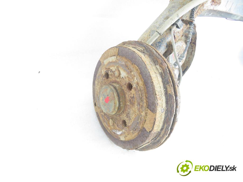 FIAT PANDA Van (169_) VAN 2007 51,00 1.3 D Multijet - 188 A8.000 1248,00 výztuha zadní část ABS