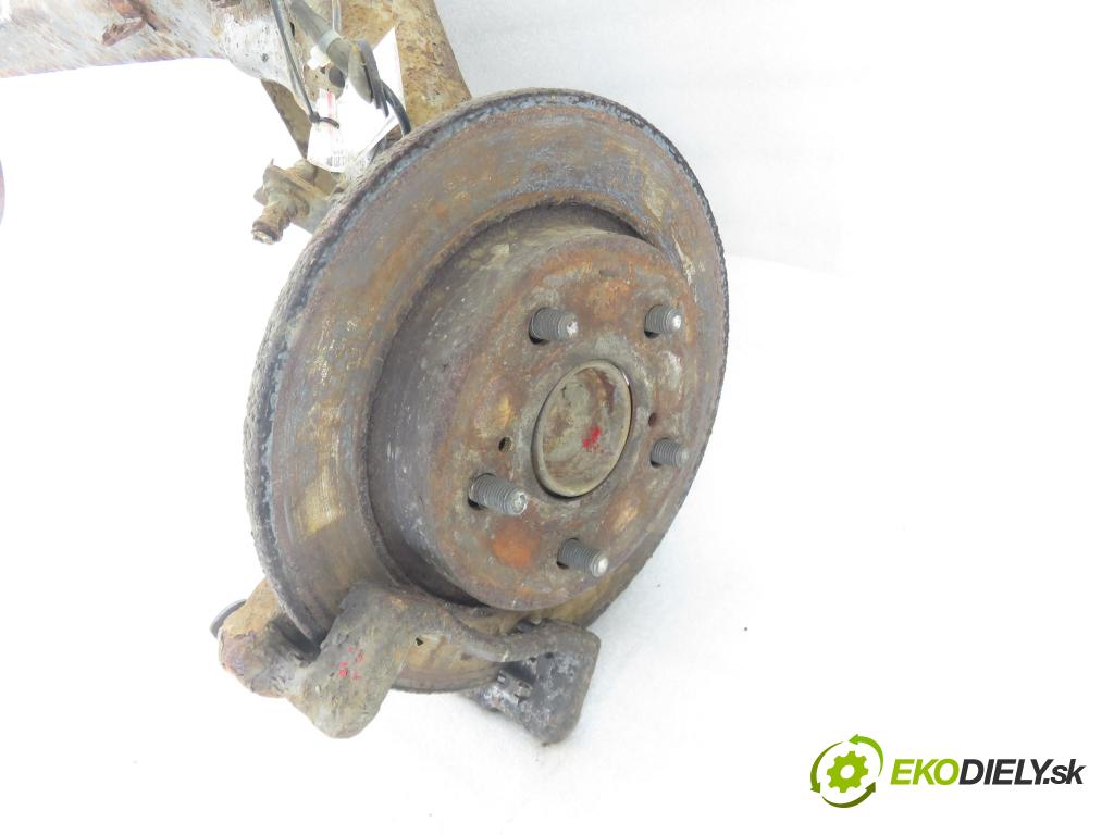 TOYOTA AURIS (_E15_) HB 2007 91,00 1.6 Dual-VVTi 124 - 1ZR-FE 1598,00 výztuha zadní část ABS