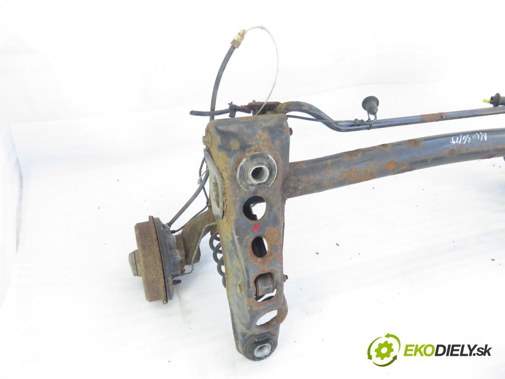 MERCEDES-BENZ KLASA A (W168) HB 2002 70,00 A 170 CDI 95 - OM 668.942 1689,00 výztuha zadní část ABS