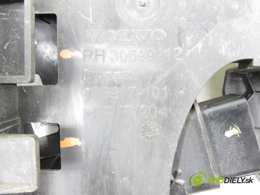 VOLVO V50 (MW) KOMBI 2006 80,00 1.6 D - 109  D 4164 T 1560,00 zámok PTE 30753674