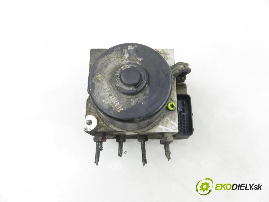 VW GOLF III Variant (1H5) KOMBI 1997 55,00 1.8 - ANN 1781,00 Pumpa ABS 3A0907379D ; 10094603113 ; 10020400824 (Pumpa ABS)