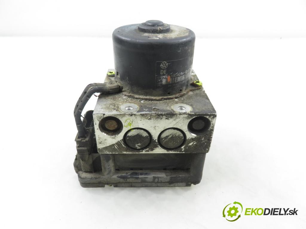 VW GOLF III Variant (1H5) KOMBI 1997 55,00 1.8 - ANN 1781,00 Pumpa ABS 3A0907379D ; 10094603113 ; 10020400824 (Pumpa ABS)