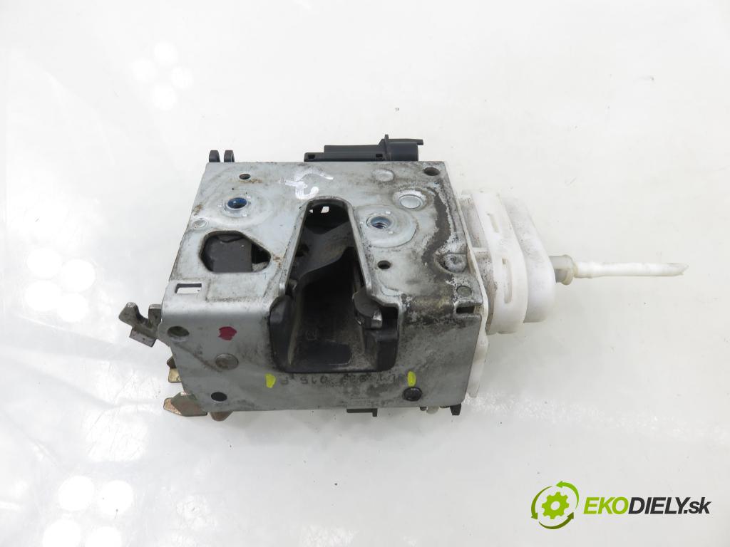 AUDI A4 (8D2, B5) KOMBI 1998 81,00 1.9 TDI 110 - AFN 1896,00 zámok LPM 8D1837015F