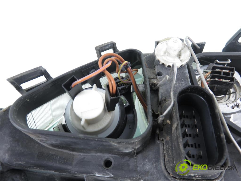 SEAT IBIZA III (6L1) HB 2005 55,00 1.4 16V - BBY 1390,00 Svetlo LP