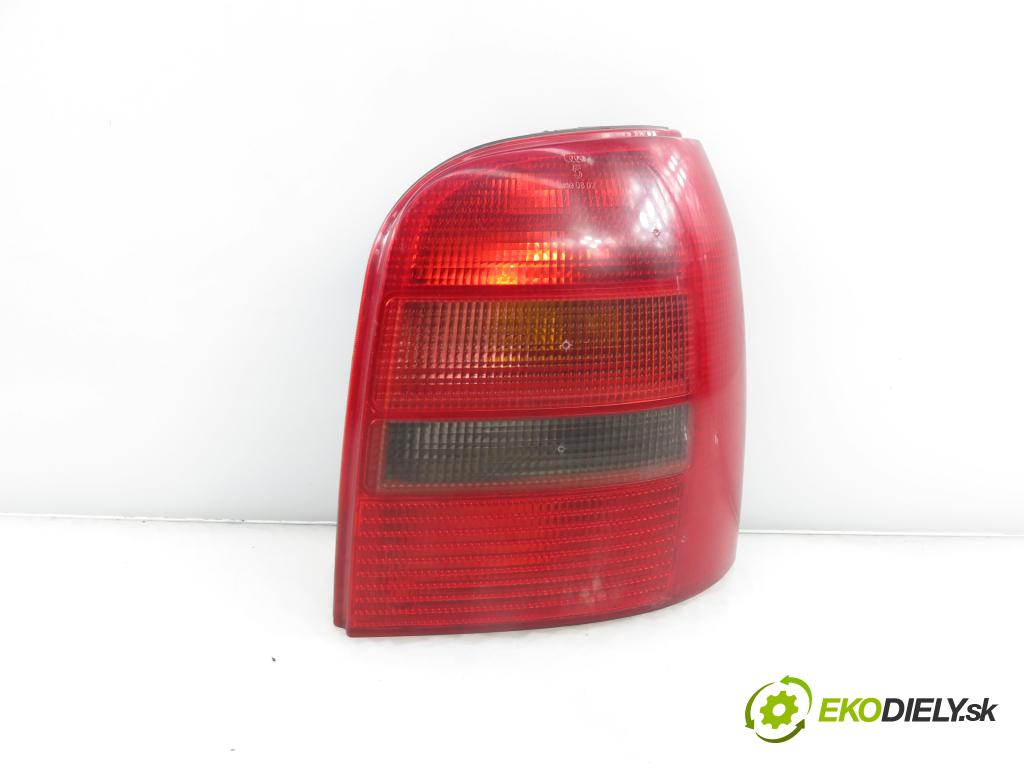 AUDI A4 (8D2, B5) KOMBI 1998 81,00 1.9 TDI 110 - AFN 1896,00 Svetlo pravé zadné 8D9945096