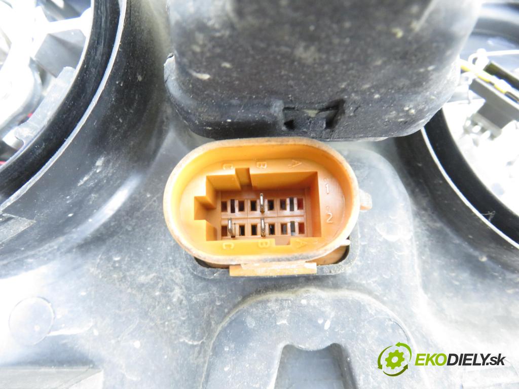 RENAULT SCENIC I (JA0/1_) MINIVAN 2002 0,00 1.6 - K4M 708 1598,00 světlo LP 7700432098 ; 7701047604