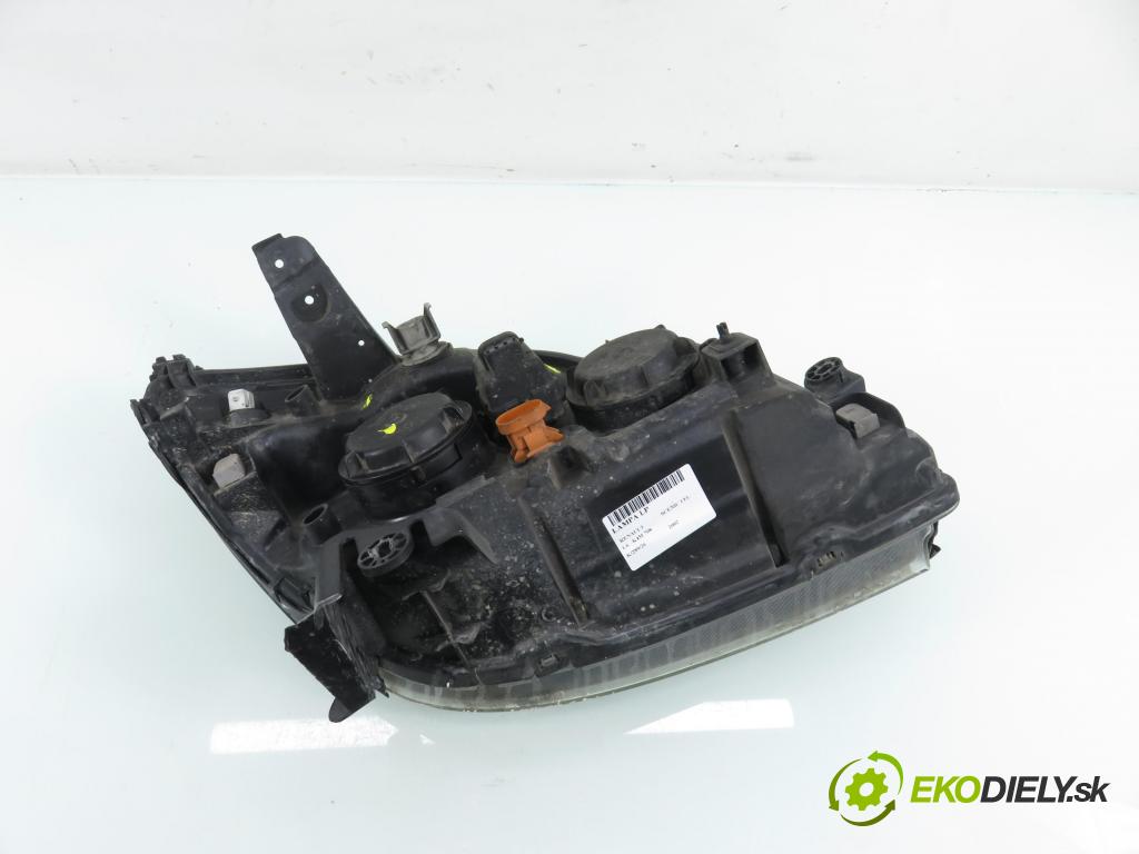 RENAULT SCENIC I (JA0/1_) MINIVAN 2002 0,00 1.6 - K4M 708 1598,00 světlo LP 7700432098 ; 7701047604