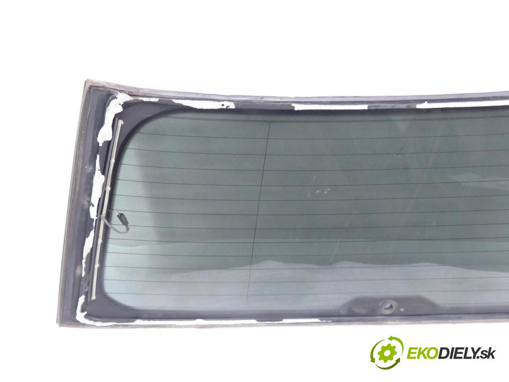 AUDI A4 Avant (8E5, B6) KOMBI 2003 96,00 1.9 TDI PD 130 - AVF 1896,00 Okno zadné kapota