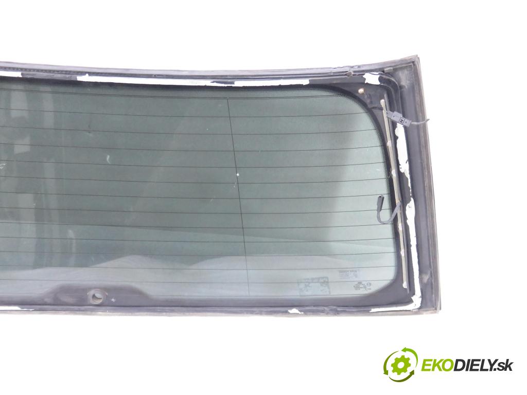 AUDI A4 Avant (8E5, B6) KOMBI 2003 96,00 1.9 TDI PD 130 - AVF 1896,00 Okno zadné kapota