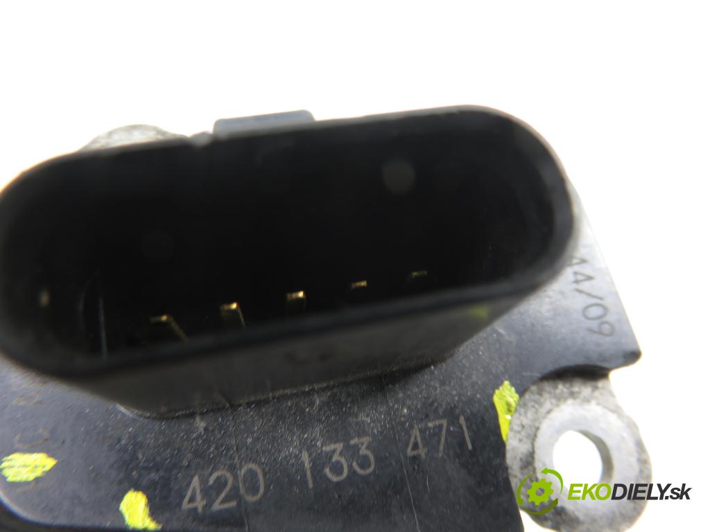 AUDI Q5 (8R) SUV 2010 176,00 3.0 TDI quattro - CCWA 2967,00 váha vzduchu vzduchu AFH70M74 ; 420133471