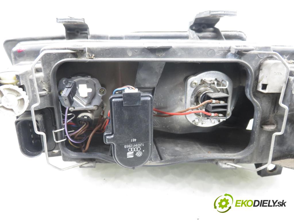 SEAT LEON (1M1) HB 2002 81,00 1.9 TDI 110 - ASV 1896,00 Svetlo PP 1M1941002D