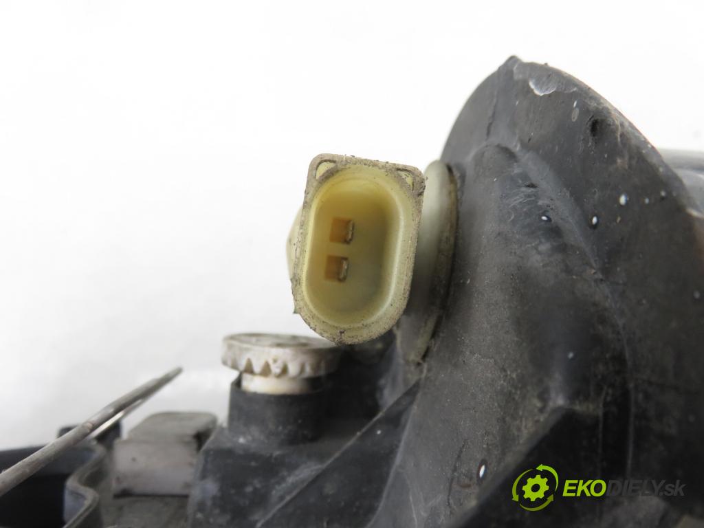 SEAT LEON (1M1) HB 2002 81,00 1.9 TDI 110 - ASV 1896,00 Svetlo PP 1M1941002D