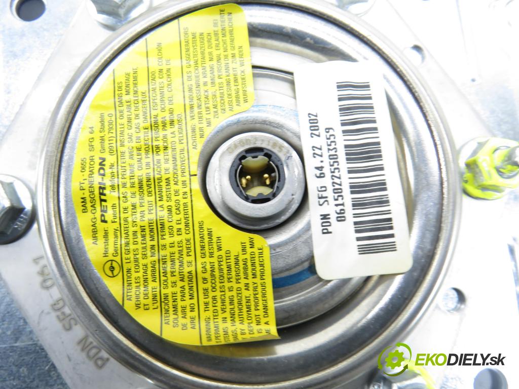 VW PASSAT B5.5 Variant (3B6) KOMBI 2002 96,00 1.9 TDI PD 130 - AVF 1896,00 AirBag air BAG volantu 3B0880201BJ