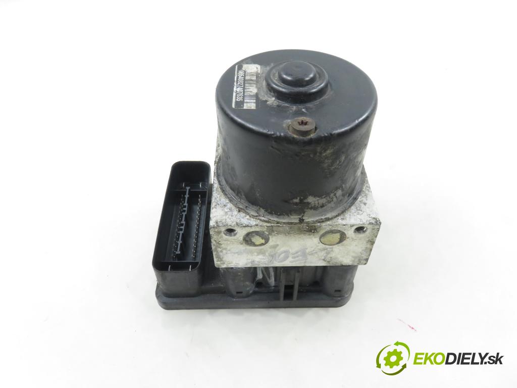 VW GOLF IV (1J1) HB 2003 74,00 1.9 TDI PD 101 - AXR 1896,00 Pumpa ABS 1C0907379L ; 10096003343 ; 1J0614117G (Pumpa ABS)