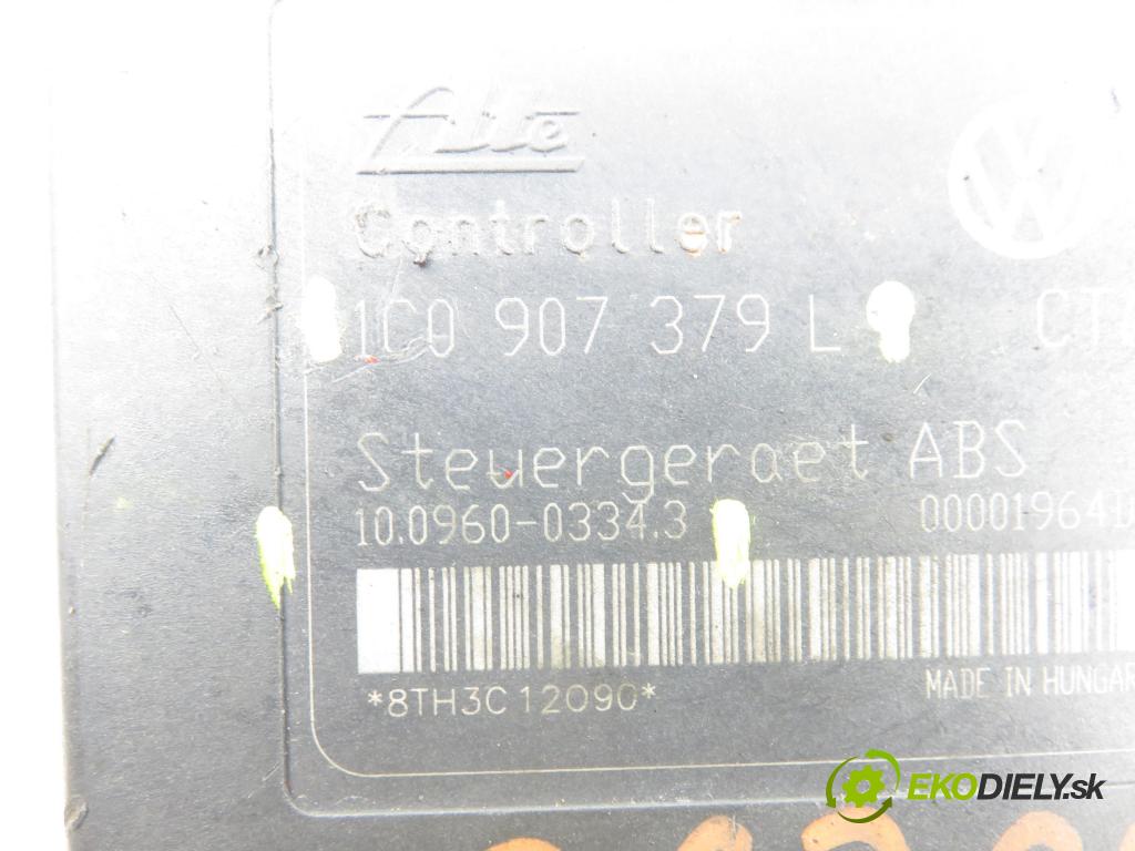 VW GOLF IV (1J1) HB 2003 74,00 1.9 TDI PD 101 - AXR 1896,00 Pumpa ABS 1C0907379L ; 10096003343 ; 1J0614117G (Pumpa ABS)