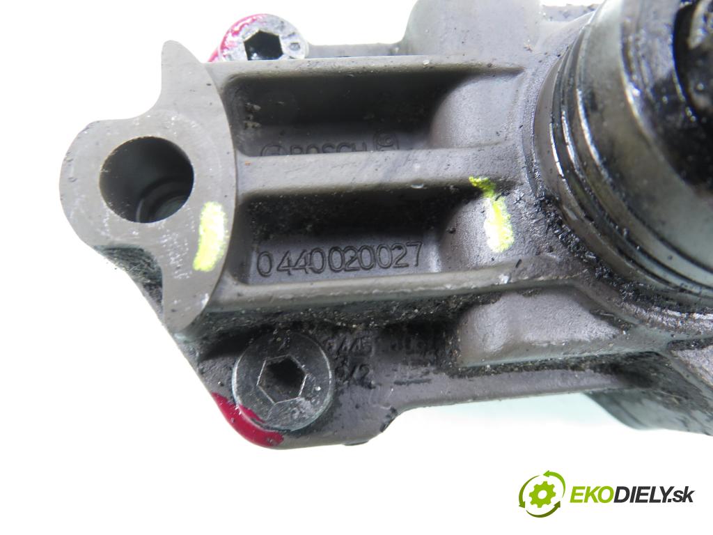 MERCEDES-BENZ VANEO (414) MINIVAN 2002 67,00 1.7 CDI (414.700) - OM 668.914 1689,00 pumpa paliva 6110900350 ; 0440020027