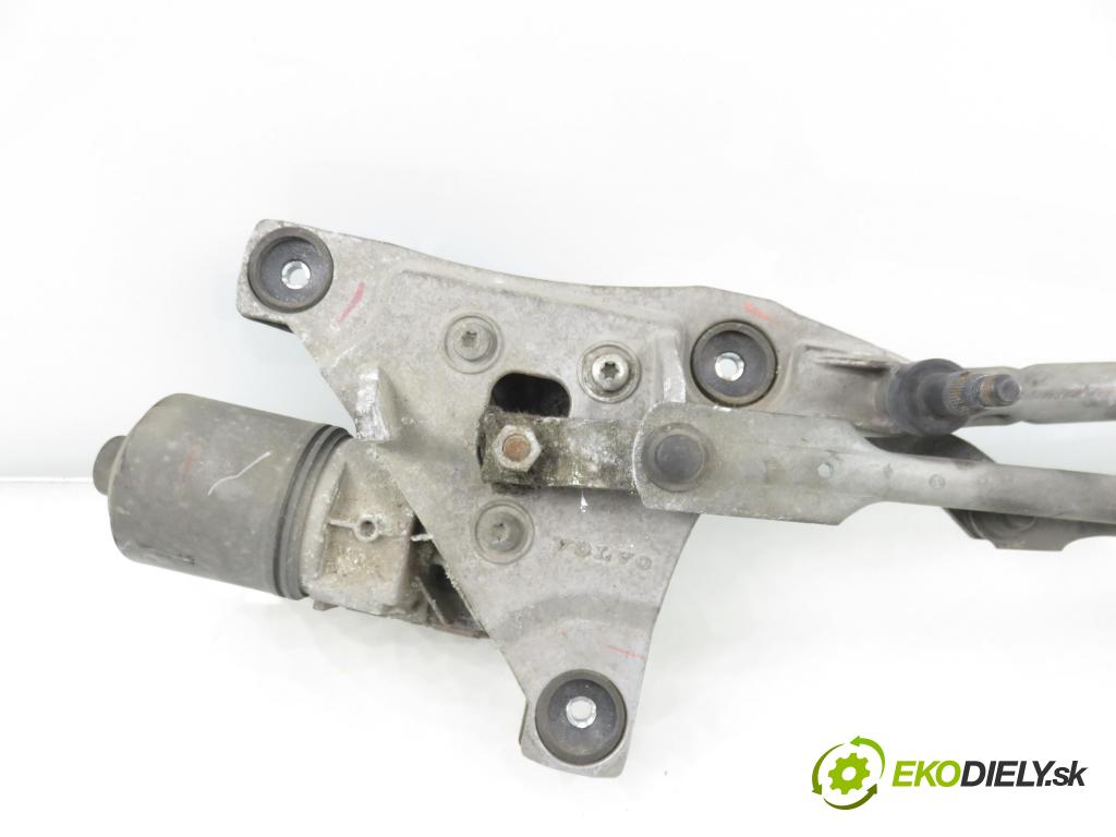 VOLVO V50 (MW) KOMBI 2006 80,00 1.6 D - 109  D 4164 T 1560,00 Motorček stieračov 3397020756 ; 1137328216