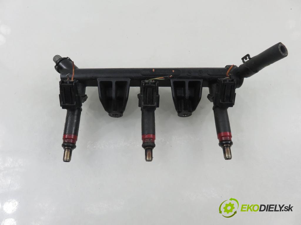 VW POLO (9N_) HB 2006 40,00 1.2 - BMD 1198,00 lišta vstřikovací 03D906031C ; 6035C03852 ; 03D133319F (Vstřikovací lišta)