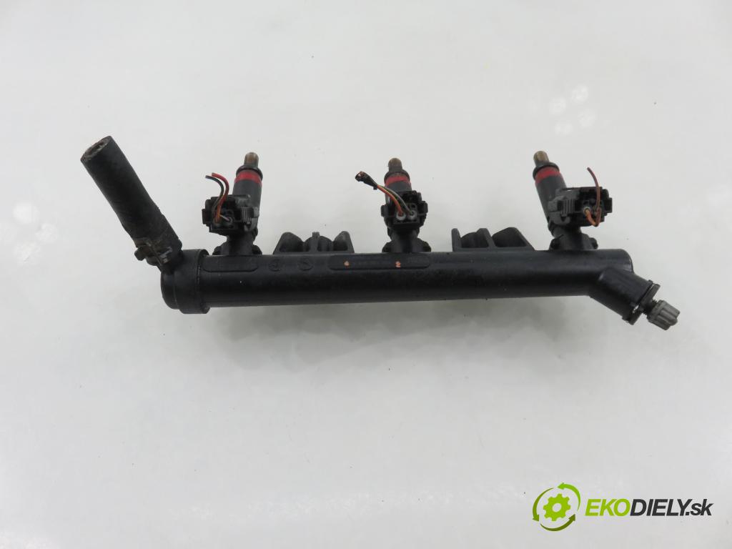 VW POLO (9N_) HB 2006 40,00 1.2 - BMD 1198,00 lišta vstřikovací 03D906031C ; 6035C03852 ; 03D133319F (Vstřikovací lišta)