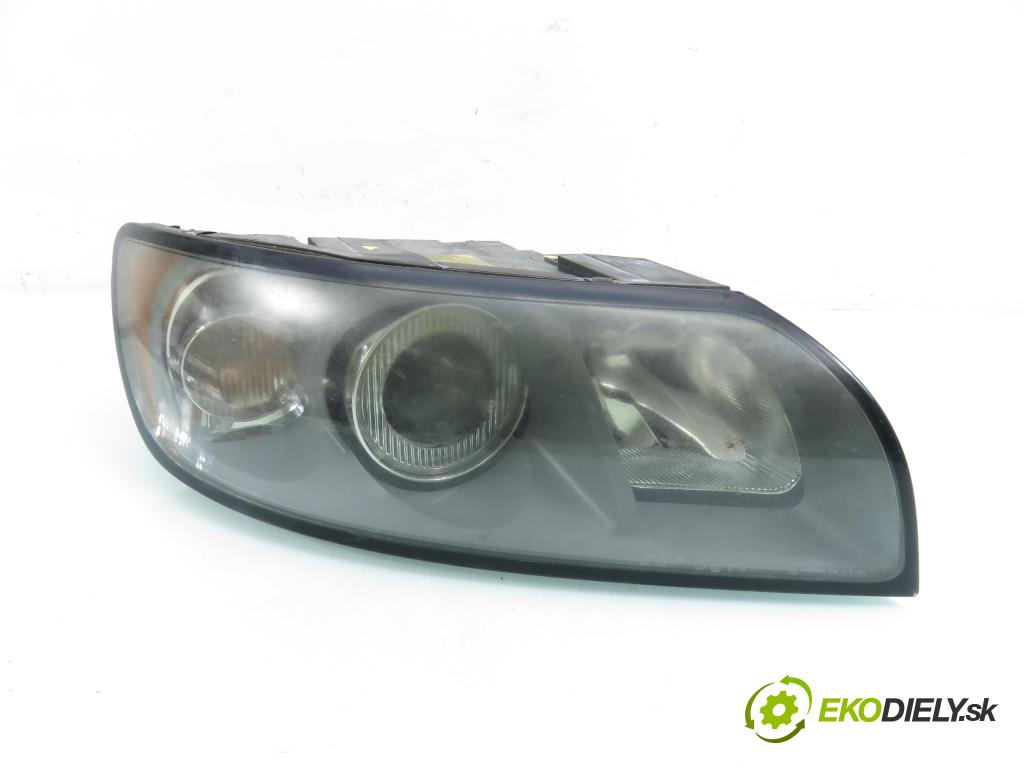 VOLVO V50 (MW) KOMBI 2006 80,00 1.6 D - D 4164 T 1560,00 Svetlo LP 30698886rh ; 0301198204
