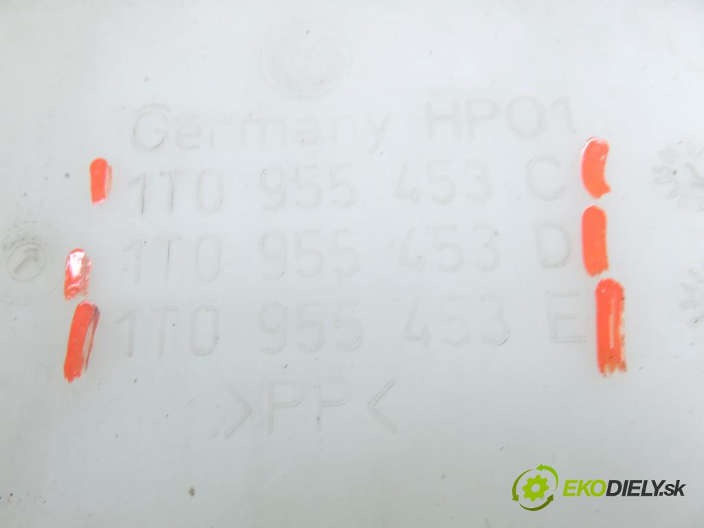 VW TOURAN (1T1, 1T2) MINIVAN 2004 74,00 1.9 TDI PD 100 - AVQ 1896,00 nádržka ostřikovačů 1T0955453C ; 1T0955453D ; 1T0955453E (Klika dveří ostatní)