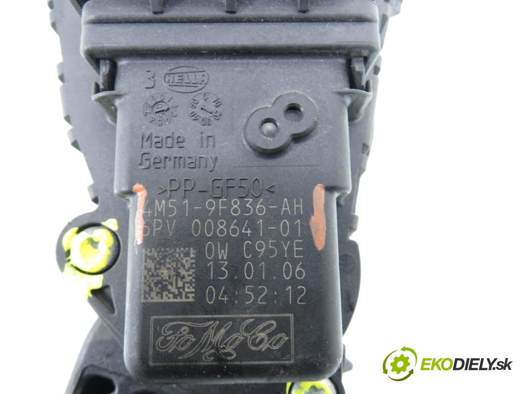 VOLVO V50 (MW) KOMBI 2006 80,00 1.6 D - 109  D 4164 T 1560,00 potenciometr plynového pedálu 4M519F836AH ; 6VP00864101 (Potenciometr plynového pedálu)