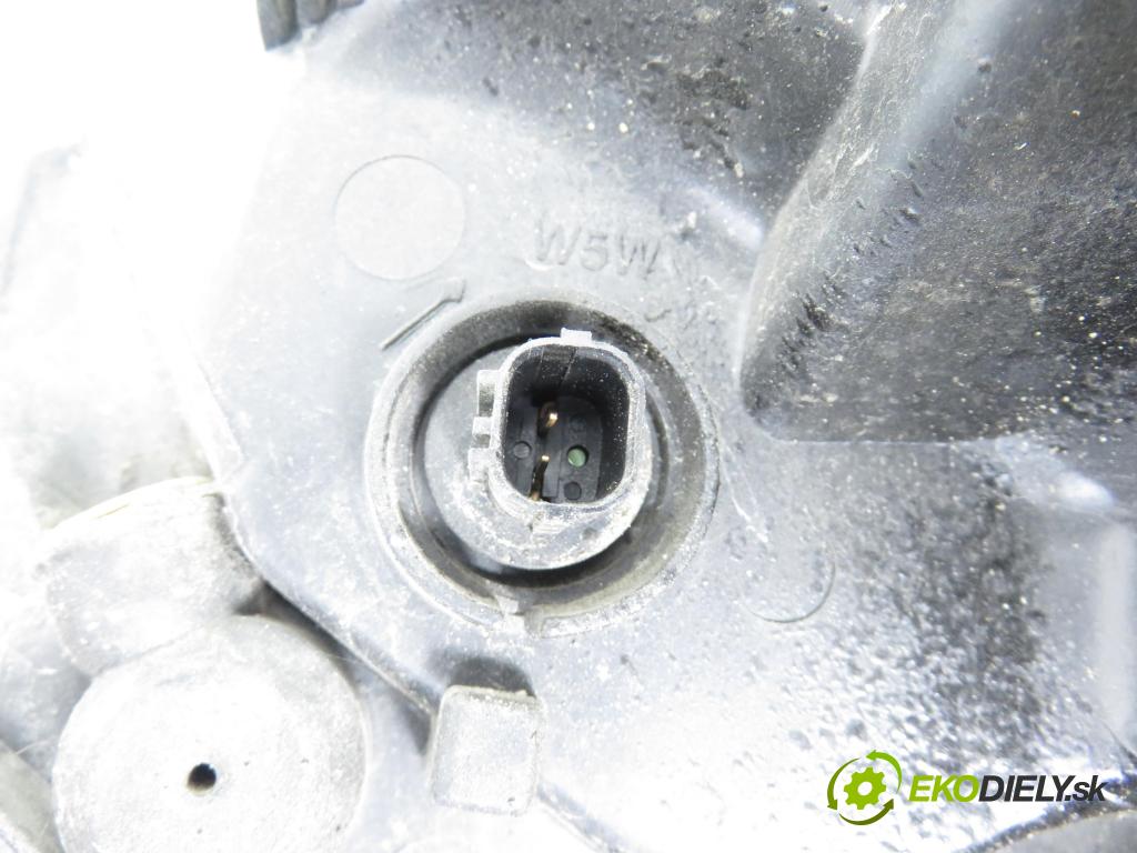 HONDA CIVIC VII Hatchback (EU, EP, EV) HB 2001 66,00 1.4 iS (EP1) 90 - D14Z6 1396,00 Svetlo PP