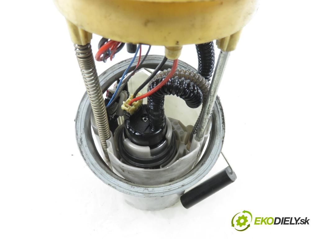 VW CADDY III Furgon (2KA, 2KH, 2CA, 2CH) FURGON 2006 77,00 1.9 TDI - BLS 1896,00 pumpa paliva 0906580829