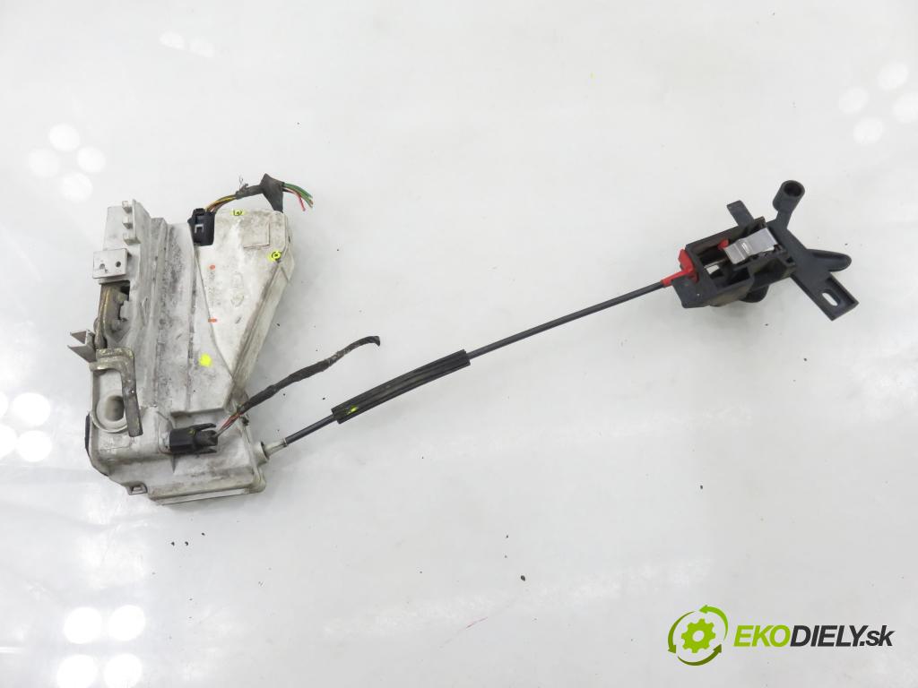 VW SHARAN (7M8, 7M9, 7M6) MINIVAN 1998 81,00 1.9 TDI 110 - AFN 1896,00 zámok 93BG220A20DD