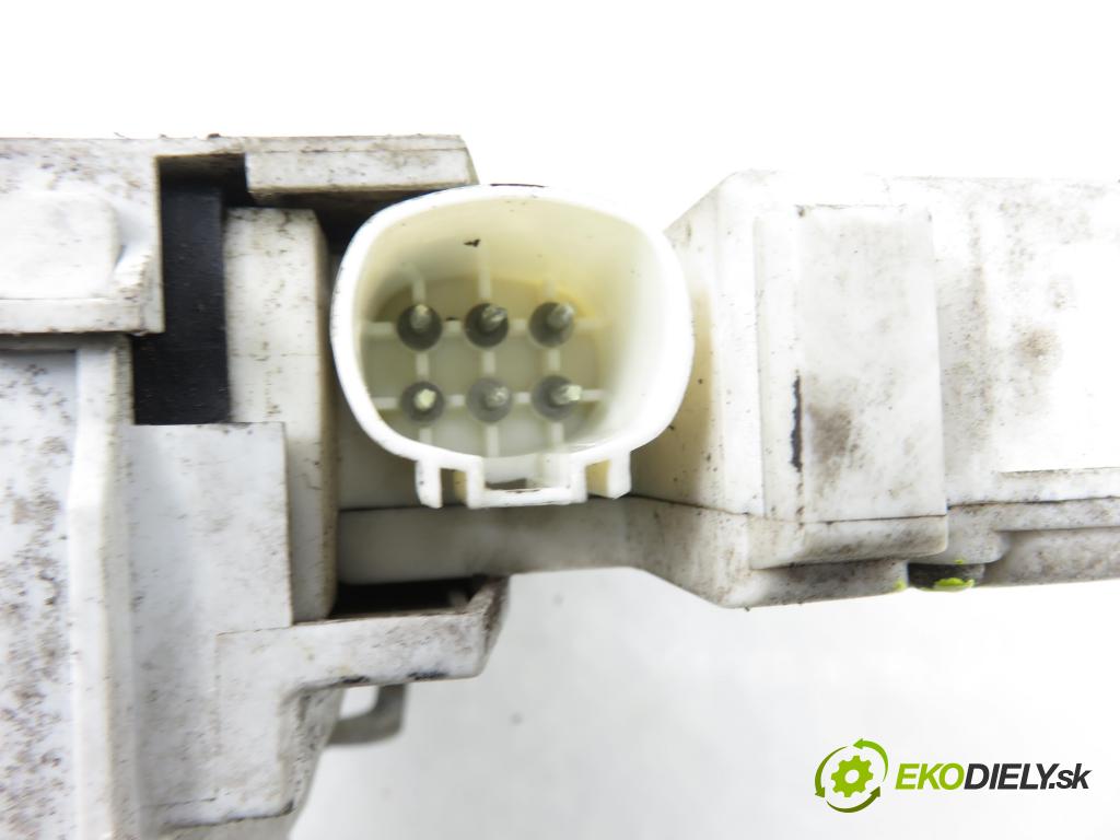 VW SHARAN (7M8, 7M9, 7M6) MINIVAN 1998 81,00 1.9 TDI 110 - AFN 1896,00 zámok 93BG220A20DD