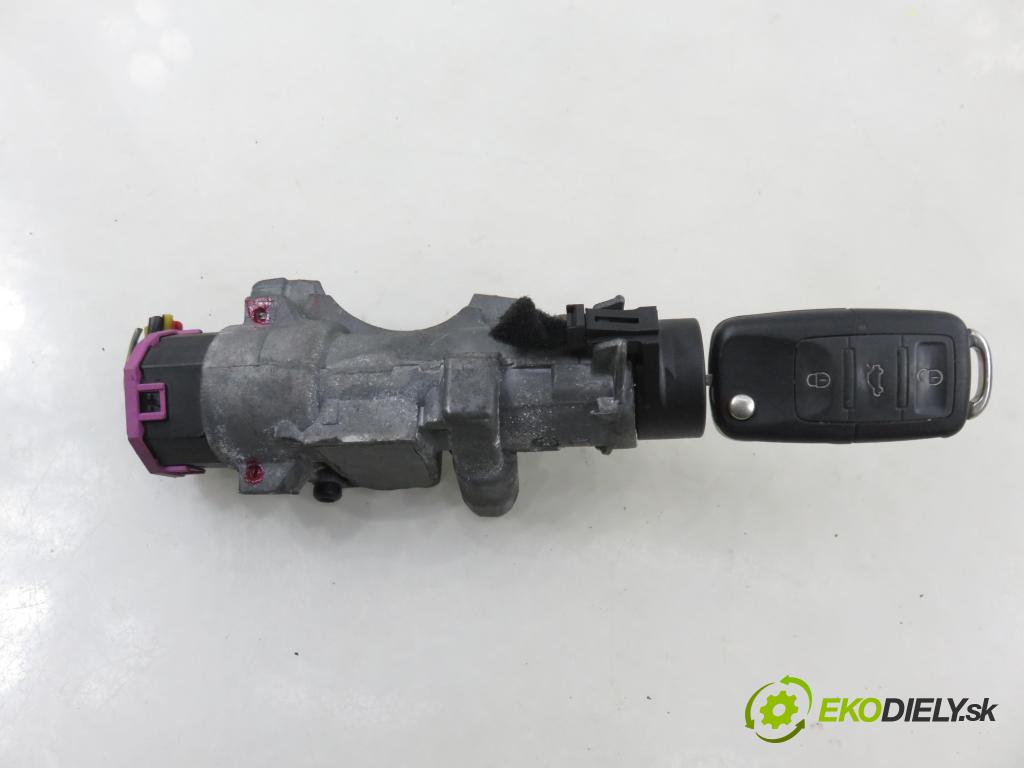 VW PASSAT B5.5 Variant (3B6) KOMBI 2002 96,00 1.9 TDI PD 130 - AVF 1896,00 spinačka 4B0905851B (Spínacia skrinka)