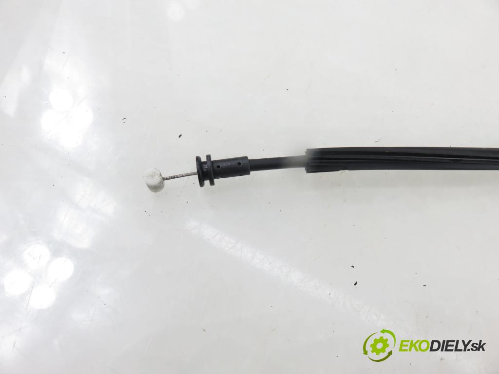 VOLVO V50 (MW) KOMBI 2006 80,00 1.6 D - 109  D 4164 T 1560,00 zámok 30753668