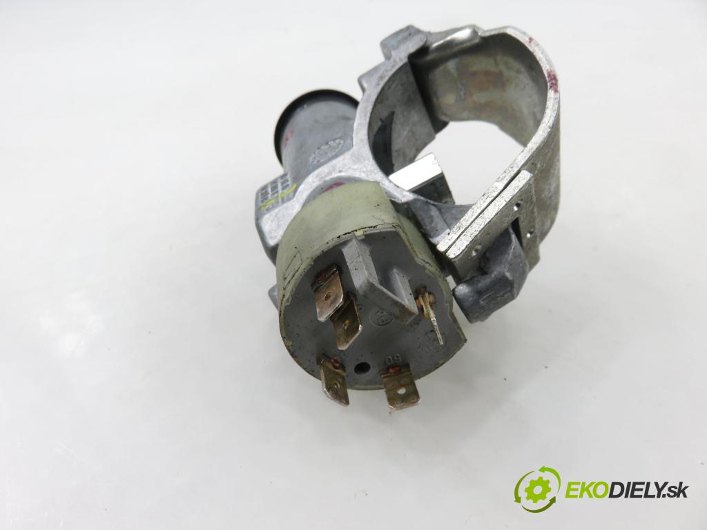 OPEL ASTRA F (T92) HB 1992 44,00 1.4 i 60 - C 14 NZ 1389,00 spinačka 90069214 ; 90069215 ; 90191412 (Spínacia skrinka)