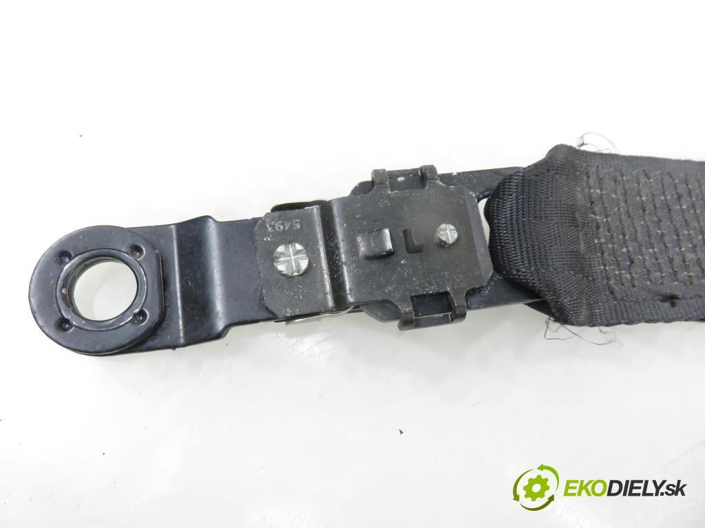 VOLVO V50 (MW) KOMBI 2006 80,00 1.6 D - 109  D 4164 T 1560,00 Držiak bezpečnostný PP 30661789