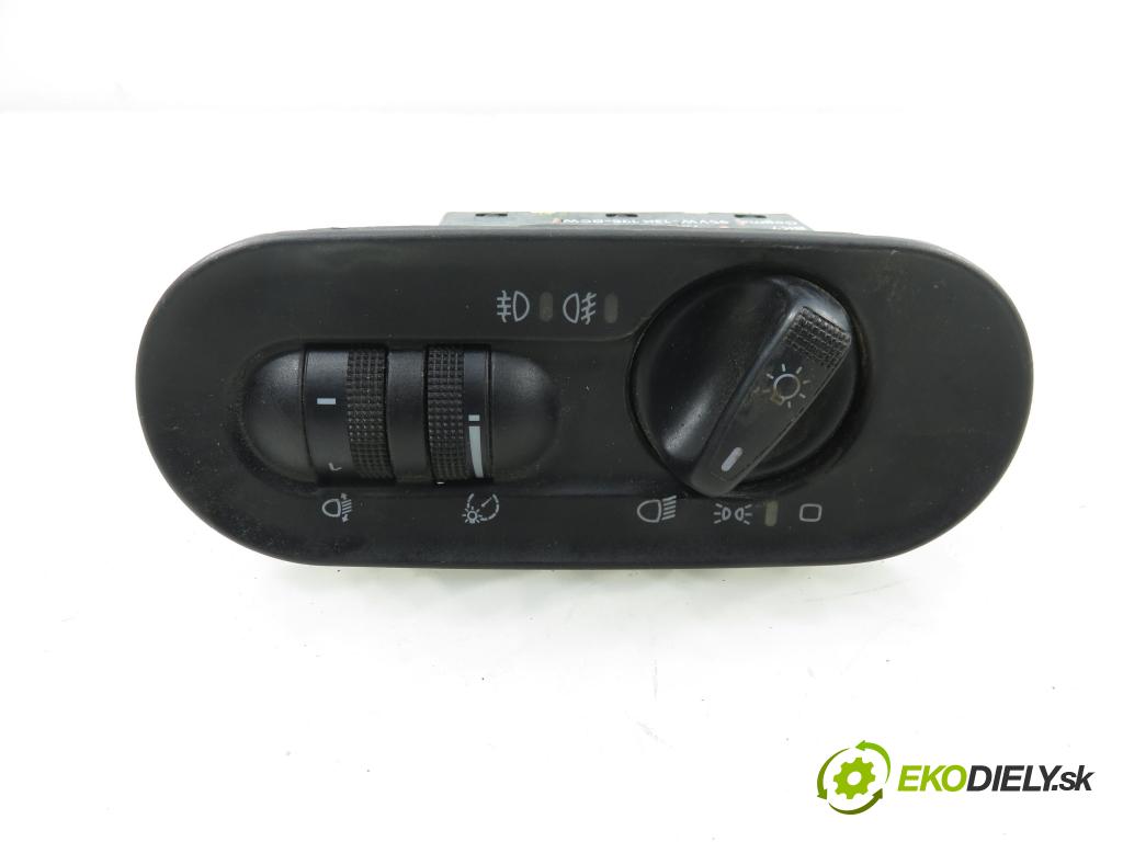 VW SHARAN (7M8, 7M9, 7M6) MINIVAN 1998 81,00 1.9 TDI 110 - AFN 1896,00 přepínač světla 7M1941531M ; 95VW13K196BCW