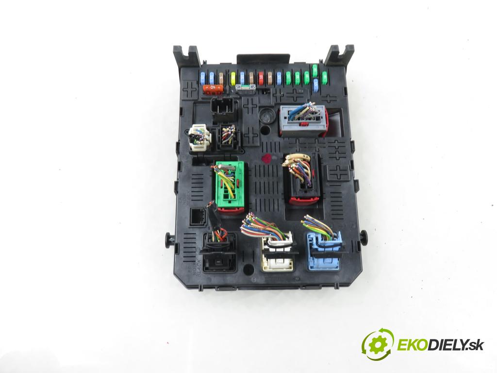 PEUGEOT 307 SW (3H) KOMBI 2007 103,00 2.0 16V - RFN (EW10J4) 1997,00 MODUL BSI 9664969080